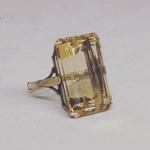 SOLD-14k yellow gold citrine cocktail ring